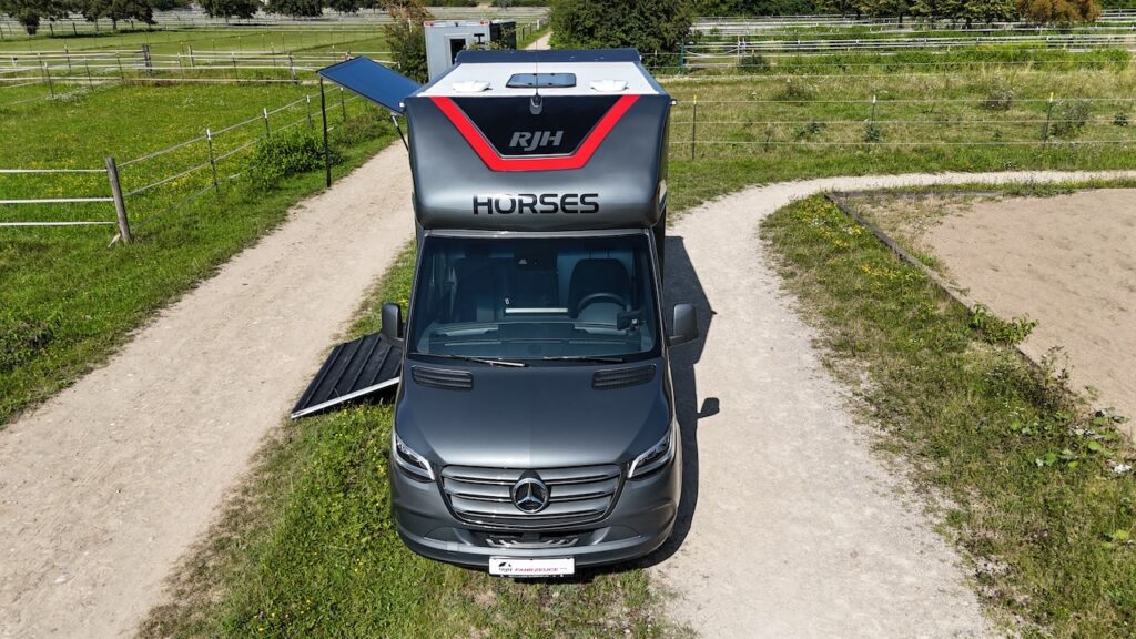 RJH SPORT Mercedes-Benz 419 Sprinter 2-Pferdetransporter
