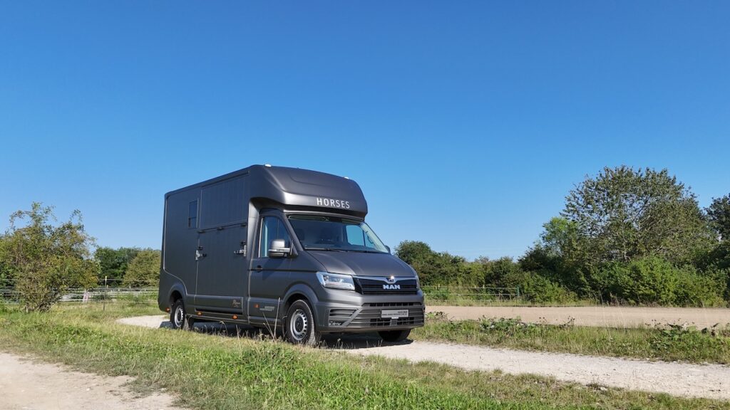 MAN TGE Roelofsen Parados Sport XL 2-Pferdetransporter