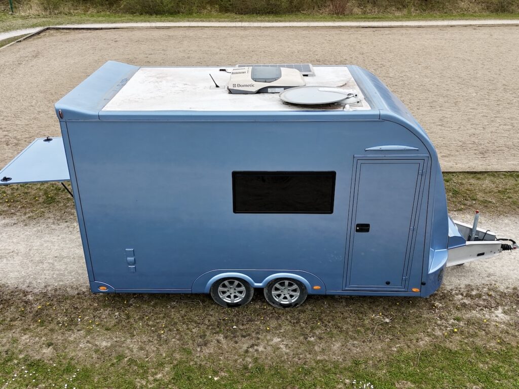 RJH 675 Wohnanhänger mit Slide-Out - absolutes Einzelstück