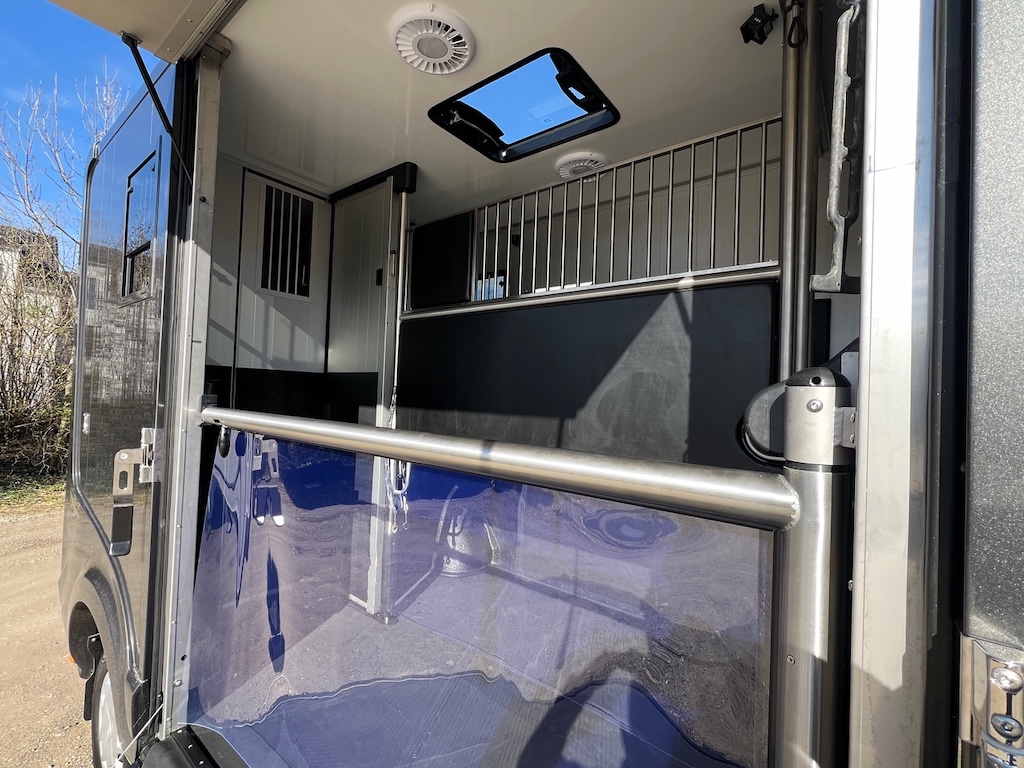 FORD Roelofsen Parados Sport 2-Pferdetransporter