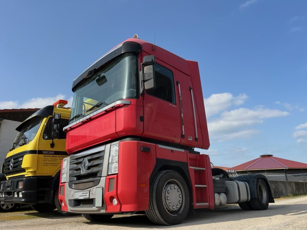 Renault Magnum Sattelzugmaschine LKW Low Liner
