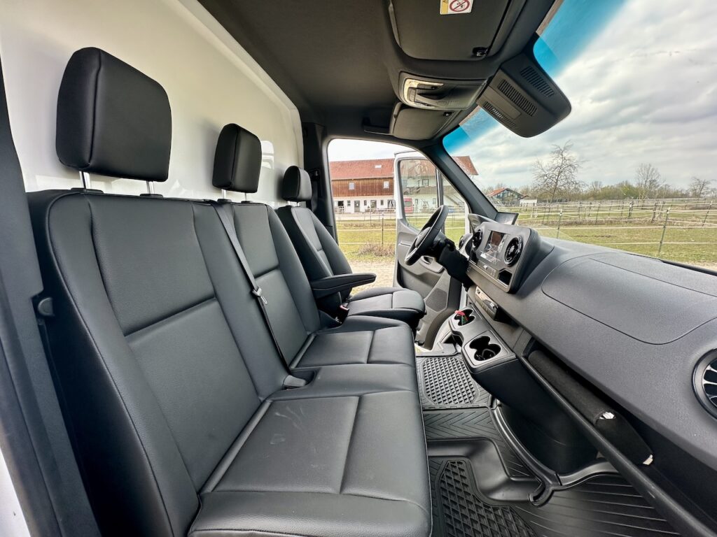 RJH SPORT Mercedes-Benz 419 Sprinter 2-Pferdetransporter