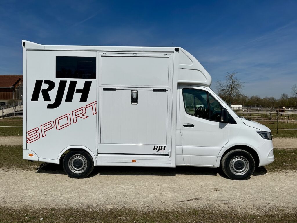 RJH SPORT Mercedes-Benz 419 Sprinter 2-Pferdetransporter