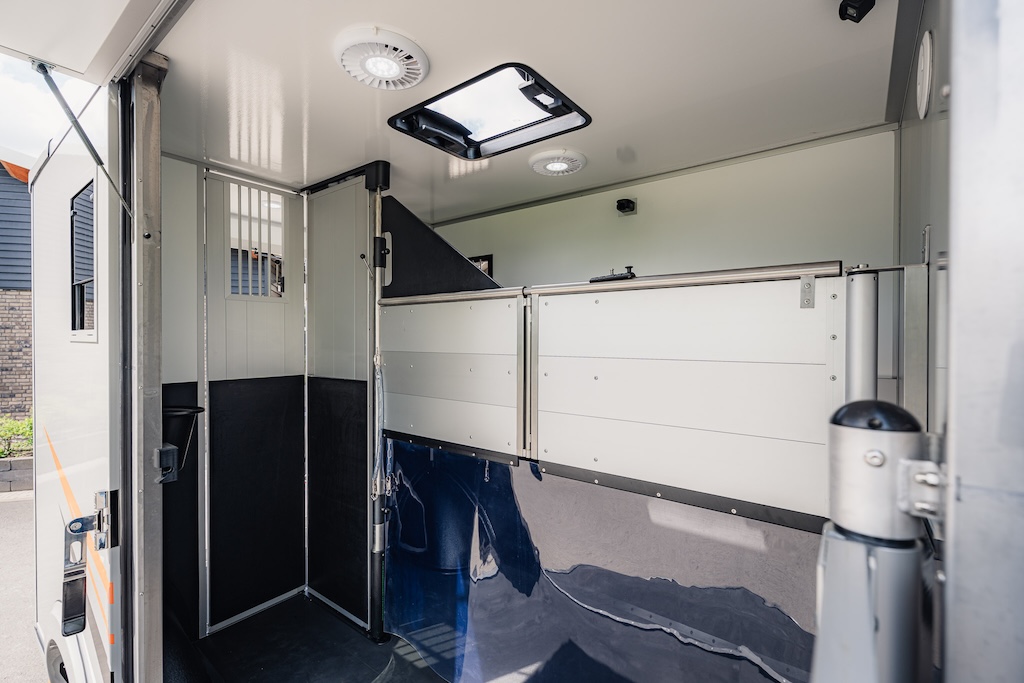 Renault Roelofsen Yorse 2-Pferdetransporter - Special Edition 2025