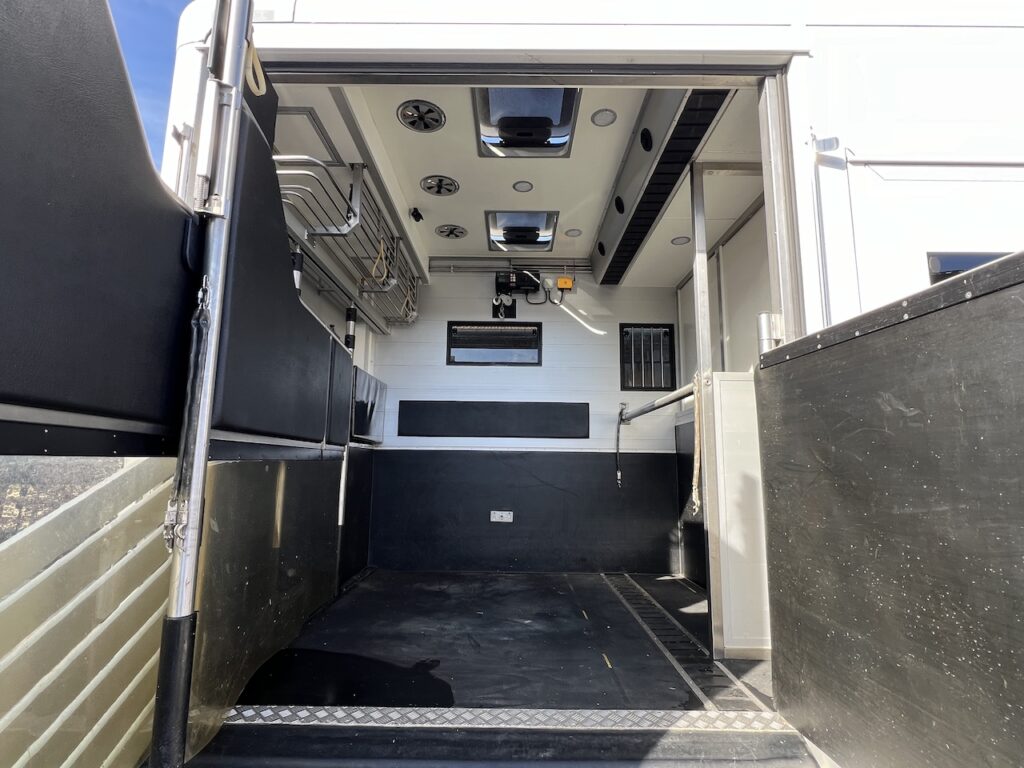 Mercedes-Benz Actros Roelofsen Pferdetransporter Doppel POP-OUT