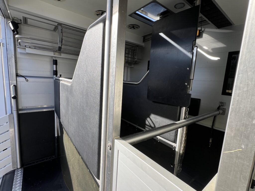 Mercedes-Benz Actros Roelofsen Pferdetransporter Doppel POP-OUT