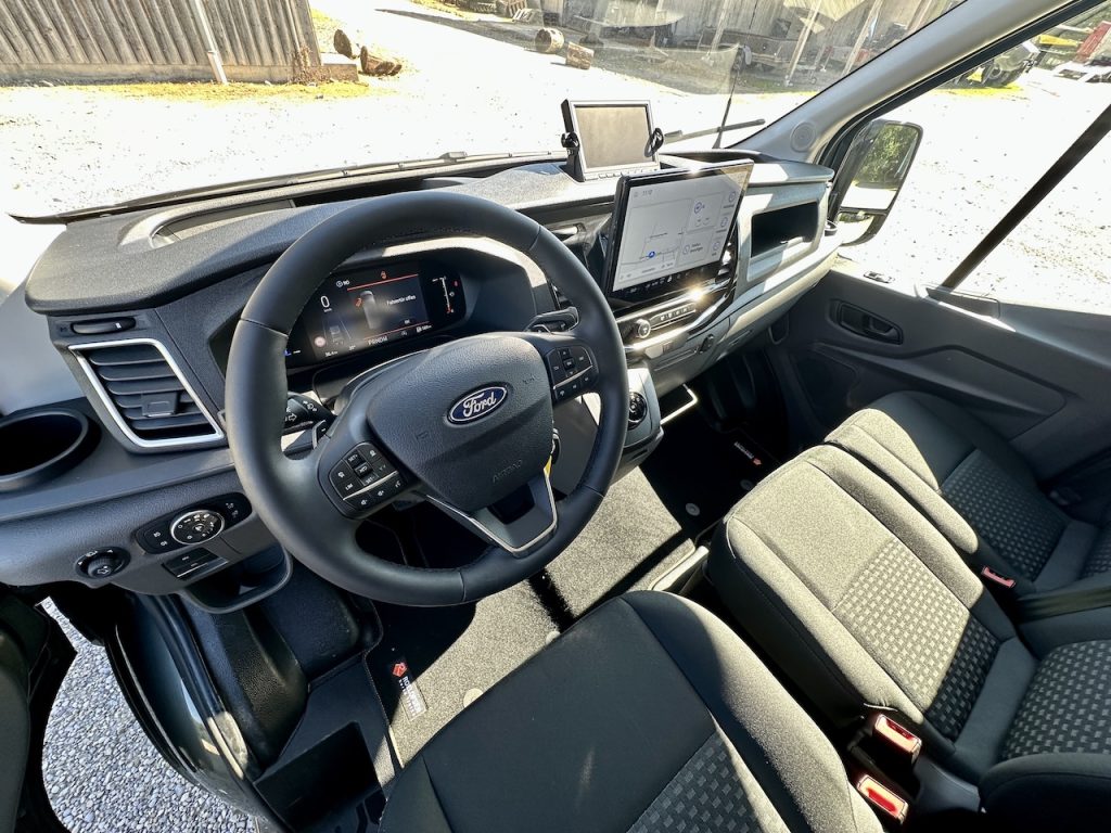 Ford Roelofsen Parados Sport 2-Pferdetransporter Automatik Neu - sofort verfügbar!