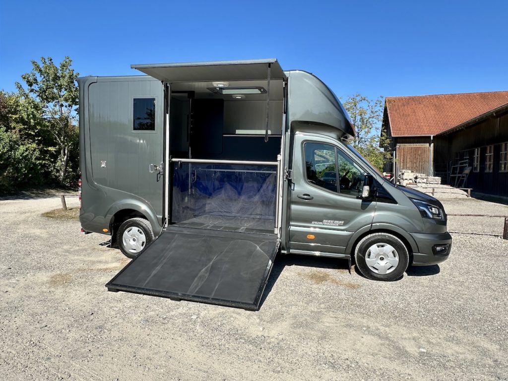 Ford Roelofsen Parados Sport 2-Pferdetransporter Automatik Neu - sofort verfügbar!