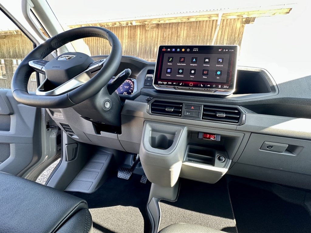 MAN Roelofsen Parados Sport XL 2-Pferdetransporter Automatik Neu LKW