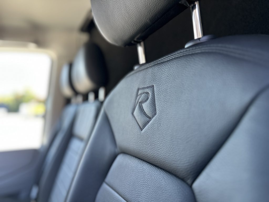 MAN Roelofsen Parados Sport XL 2-Pferdetransporter Automatik Neu LKW