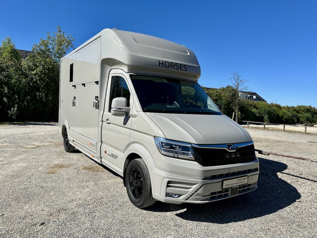 MAN Roelofsen Parados Sport XL 2-Pferdetransporter Automatik Neu LKW