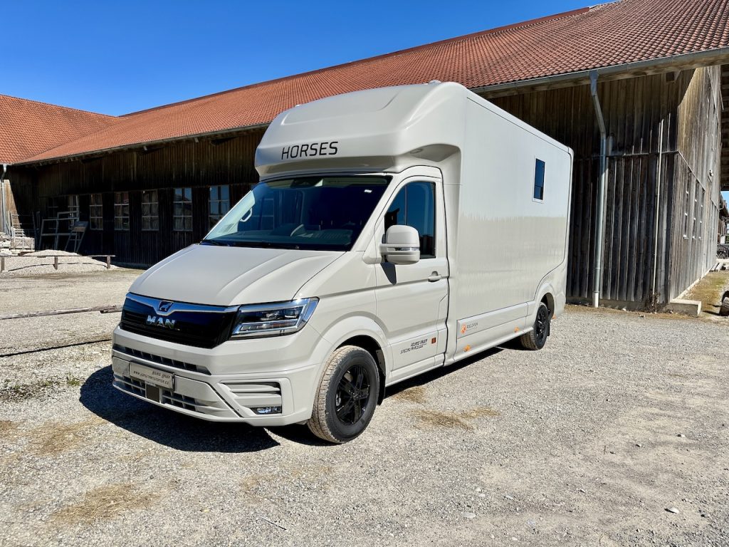 MAN Roelofsen Parados Sport XL 2-Pferdetransporter Automatik Neu LKW