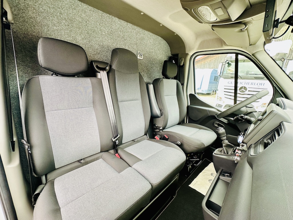 Renault Roelofsen Yorse 2-Pferdetransporter 3,5to. 165PS mautfrei hohe Zuladung LKW NEU